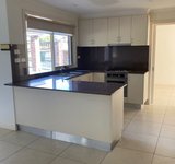 https://images.listonce.com.au/custom/160x/listings/21-renoir-avenue-templestowe-vic-3106/950/01903950_img_06.jpg?Xca-LOo5nD0