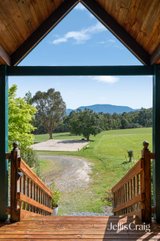 https://images.listonce.com.au/custom/160x/listings/21-romeo-road-healesville-vic-3777/348/01987348_img_04.jpg?xp2kfSGhB8Q