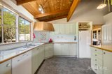 https://images.listonce.com.au/custom/160x/listings/21-romeo-road-healesville-vic-3777/348/01987348_img_08.jpg?Kawb27uY8Q8