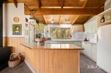 https://images.listonce.com.au/custom/160x/listings/21-romeo-road-healesville-vic-3777/348/01987348_img_09.jpg?lTxorkcZZY0
