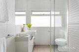 https://images.listonce.com.au/custom/160x/listings/21-skeffington-street-bellfield-vic-3081/004/01940004_img_10.jpg?dilMC7W-gO4