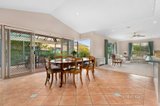 https://images.listonce.com.au/custom/160x/listings/21-st-swindons-avenue-lake-gardens-vic-3355/956/01406956_img_04.jpg?I8kcV08XXD0