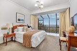 https://images.listonce.com.au/custom/160x/listings/21-stirling-crescent-glen-waverley-vic-3150/307/01752307_img_06.jpg?TU8XuboqWr8