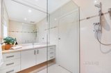 https://images.listonce.com.au/custom/160x/listings/21-stirling-crescent-glen-waverley-vic-3150/307/01752307_img_15.jpg?8nW2D7CiZug
