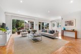 https://images.listonce.com.au/custom/160x/listings/21-stirling-crescent-glen-waverley-vic-3150/307/01752307_img_18.jpg?muA2s3EpcKM
