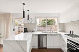 https://images.listonce.com.au/custom/160x/listings/21-sunset-drive-heathmont-vic-3135/668/01746668_img_06.jpg?yQrocI_lapo