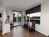 https://images.listonce.com.au/custom/160x/listings/21-sweetland-road-mooroolbark-vic-3138/424/01524424_img_08.jpg?8h7H6jvTSHg