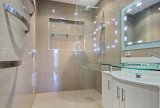 https://images.listonce.com.au/custom/160x/listings/21-swinburne-avenue-mooroolbark-vic-3138/776/01979776_img_05.jpg?oWe1KXcIKk4