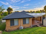 https://images.listonce.com.au/custom/160x/listings/21-swinburne-avenue-mooroolbark-vic-3138/776/01979776_img_10.jpg?Ts0delaGqnQ