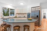 https://images.listonce.com.au/custom/160x/listings/21-the-ridge-blackburn-vic-3130/998/01871998_img_06.jpg?33t-I_4EjoA