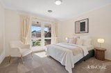 https://images.listonce.com.au/custom/160x/listings/21-the-rise-glen-waverley-vic-3150/951/01833951_img_08.jpg?sTPyhmaSA1w