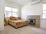 https://images.listonce.com.au/custom/160x/listings/21-thomas-street-laverton-vic-3028/237/01202237_img_03.jpg?GVRc1jLq3B8