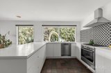 https://images.listonce.com.au/custom/160x/listings/21-thomson-drive-barwon-heads-vic-3227/946/01768946_img_03.jpg?Fiu68xEsicQ