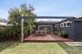 https://images.listonce.com.au/custom/160x/listings/21-thomson-drive-barwon-heads-vic-3227/946/01768946_img_13.jpg?_0B3mlgERhI