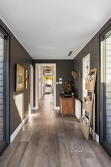 https://images.listonce.com.au/custom/160x/listings/21-valetta-street-malvern-vic-3144/098/01684098_img_15.jpg?dZZ8lCMQb_o