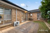 https://images.listonce.com.au/custom/160x/listings/21-vasey-avenue-mount-waverley-vic-3149/586/01877586_img_08.jpg?p1tqeVU8P0k