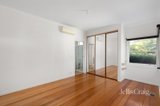https://images.listonce.com.au/custom/160x/listings/21-view-hill-crescent-eltham-vic-3095/501/01969501_img_07.jpg?UKXgqRwkNVI