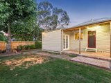 https://images.listonce.com.au/custom/160x/listings/21-view-road-bayswater-vic-3153/476/01525476_img_23.jpg?GeRXDYHwZ2Y