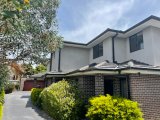 https://images.listonce.com.au/custom/160x/listings/21-view-road-glen-waverley-vic-3150/195/01858195_img_04.jpg?ybppXuCKPyg