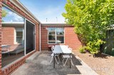 https://images.listonce.com.au/custom/160x/listings/21-whitta-street-sebastopol-vic-3356/050/01988050_img_11.jpg?zhTQupq5KNI
