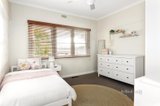 https://images.listonce.com.au/custom/160x/listings/21-williams-road-briar-hill-vic-3088/107/01610107_img_10.jpg?t9rodWo31bc