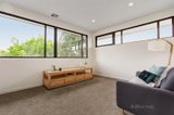 https://images.listonce.com.au/custom/160x/listings/21-woodlea-street-doncaster-east-vic-3109/101/00481101_img_08.jpg?3ZEYO-BIWe8