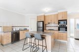 https://images.listonce.com.au/custom/160x/listings/210-bella-julia-place-lara-vic-3212/117/01038117_img_01.jpg?yGNK4WR_47U