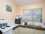 https://images.listonce.com.au/custom/160x/listings/210-blenheim-road-newport-vic-3015/153/01614153_img_02.jpg?d7IIK1IXmYU