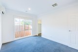 https://images.listonce.com.au/custom/160x/listings/210-braeside-avenue-camberwell-vic-3124/668/01911668_img_05.jpg?xLx4_muO2Tw