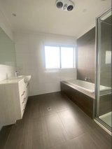 https://images.listonce.com.au/custom/160x/listings/210-braeside-avenue-ringwood-east-vic-3135/680/01817680_img_02.jpg?WPiZTyFyfBk
