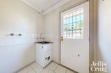 https://images.listonce.com.au/custom/160x/listings/210-denver-street-bentleigh-east-vic-3165/230/01627230_img_05.jpg?dTn80XJlK2c