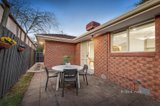 https://images.listonce.com.au/custom/160x/listings/210-ernest-street-blackburn-vic-3130/753/01429753_img_12.jpg?ewag3kU_6-o