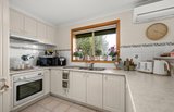 https://images.listonce.com.au/custom/160x/listings/210-felix-grove-mooroolbark-vic-3138/760/01972760_img_02.jpg?zMvZbIjJL3o