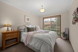https://images.listonce.com.au/custom/160x/listings/210-felix-grove-mooroolbark-vic-3138/760/01972760_img_13.jpg?qRsus-NziI0