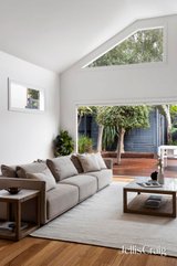 https://images.listonce.com.au/custom/160x/listings/210-harold-street-thornbury-vic-3071/039/01874039_img_04.jpg?C-3_k6pgzAY