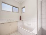 https://images.listonce.com.au/custom/160x/listings/210-hope-street-camberwell-vic-3124/478/00829478_img_05.jpg?jT2FLwYd_lM