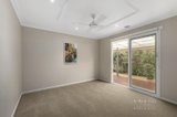 https://images.listonce.com.au/custom/160x/listings/210-inglis-street-diamond-creek-vic-3089/055/01582055_img_08.jpg?zlYj2PuMouQ