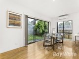 https://images.listonce.com.au/custom/160x/listings/210-leonard-street-ashwood-vic-3147/130/01659130_img_03.jpg?OCQnu93R1Ks