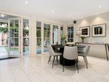 https://images.listonce.com.au/custom/160x/listings/210-nelson-road-south-melbourne-vic-3205/225/01088225_img_03.jpg?JKOF1gFQlYo