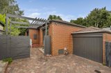 https://images.listonce.com.au/custom/160x/listings/210-northcote-avenue-balwyn-vic-3103/997/01643997_img_08.jpg?9d2rLyVgY3s