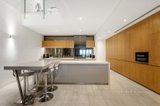 https://images.listonce.com.au/custom/160x/listings/210-river-esplanade-docklands-vic-3008/837/01153837_img_08.jpg?HkxaRH9pxJM