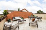 https://images.listonce.com.au/custom/160x/listings/210-tollington-avenue-malvern-east-vic-3145/139/01938139_img_09.jpg?2EC4z1RtUP8