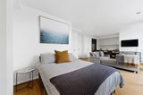https://images.listonce.com.au/custom/160x/listings/210122-ormond-road-elwood-vic-3184/863/01927863_img_13.jpg?WivnMa1kXBE