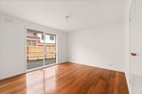 https://images.listonce.com.au/custom/160x/listings/2102-dublin-road-ringwood-east-vic-3135/899/01732899_img_08.jpg?w6lshBcxJxQ