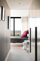 https://images.listonce.com.au/custom/160x/listings/210335-spring-street-melbourne-vic-3000/381/01685381_img_05.jpg?DW0MY3cnNiQ