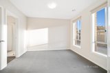 https://images.listonce.com.au/custom/160x/listings/2104-cooke-street-redan-vic-3350/961/01723961_img_06.jpg?-N24uXibgn0