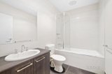https://images.listonce.com.au/custom/160x/listings/2104-cooke-street-redan-vic-3350/961/01723961_img_10.jpg?ODlLg31uSC8