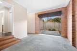 https://images.listonce.com.au/custom/160x/listings/2104-cooke-street-redan-vic-3350/961/01723961_img_11.jpg?MQjTRDOKIKc
