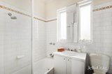 https://images.listonce.com.au/custom/160x/listings/2105-osborne-street-south-yarra-vic-3141/032/01942032_img_07.jpg?ZsifPjca2hU