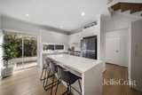 https://images.listonce.com.au/custom/160x/listings/2106-station-street-aspendale-vic-3195/579/01973579_img_03.jpg?3mT3dmyT0kU
